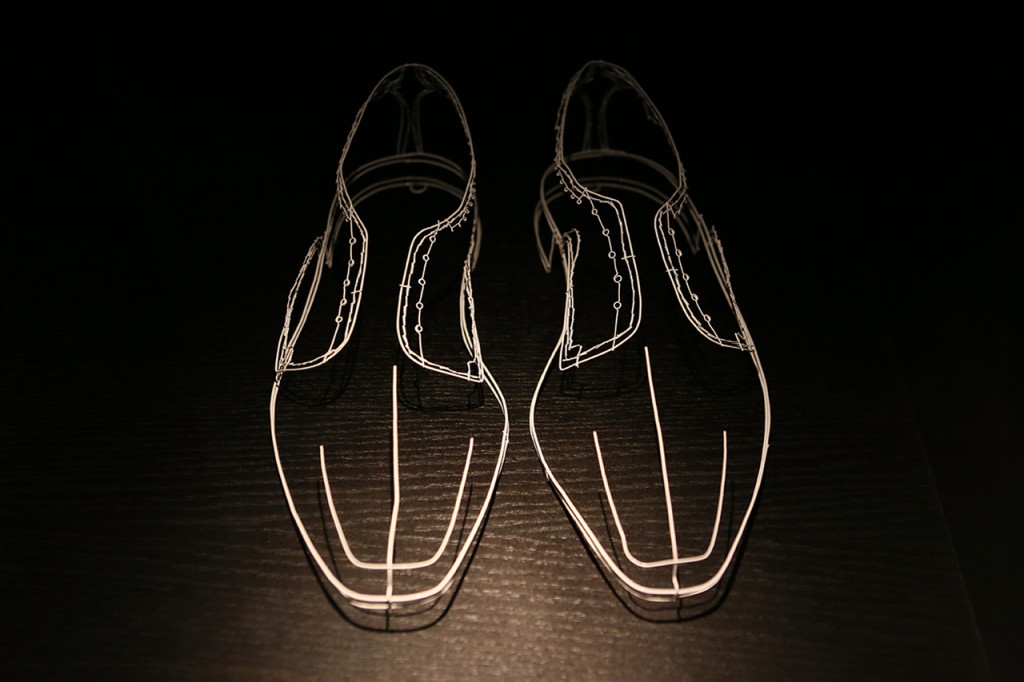 cathy-miles-wire-shoes-installation 2