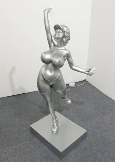 A sculpture at the booth of Pashmin Art, Hamburg  photo blouinartinfo.com
