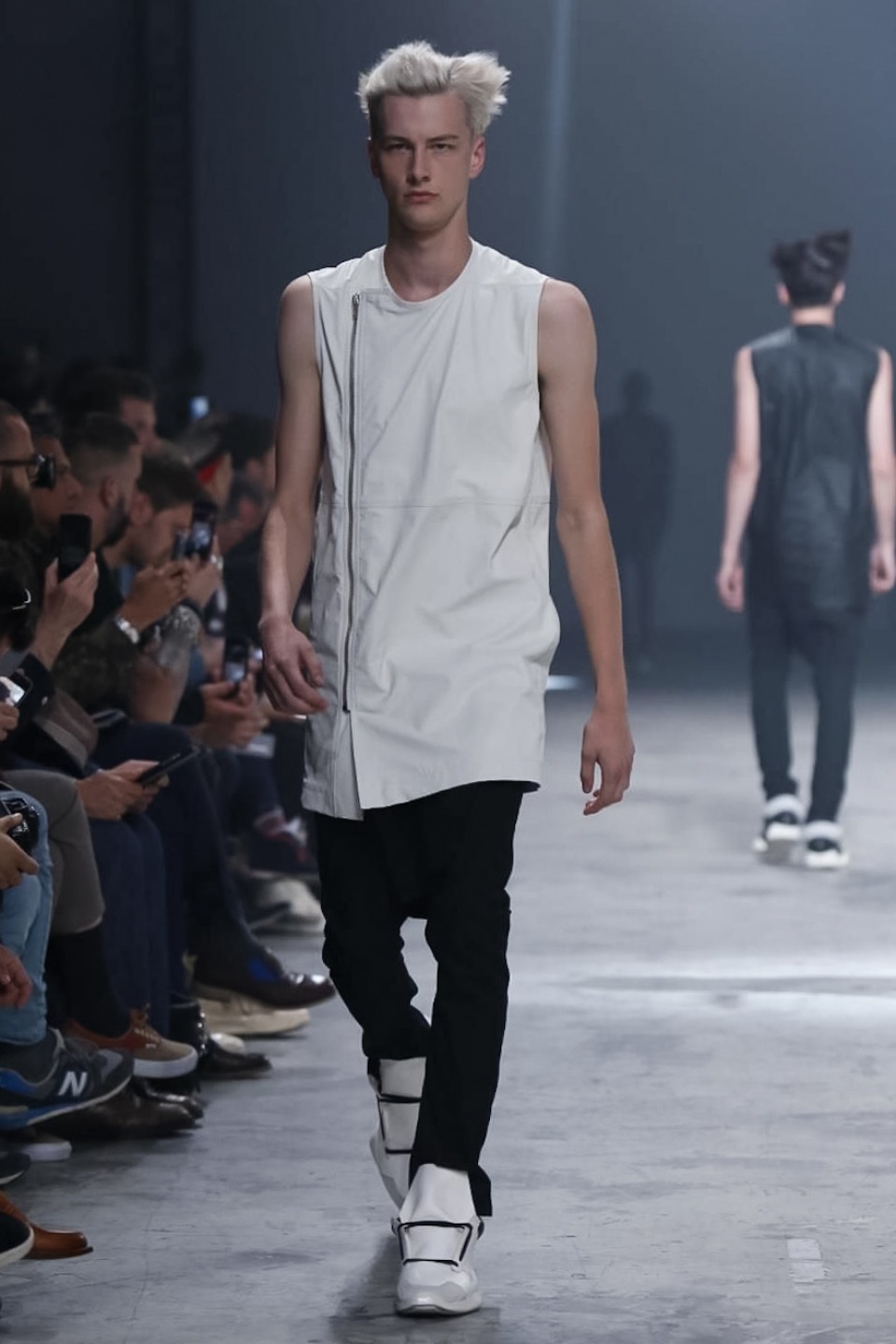 INHALE MAG BLACK ON BLACK - RICK OWENS SS 2014 » INHALE MAG